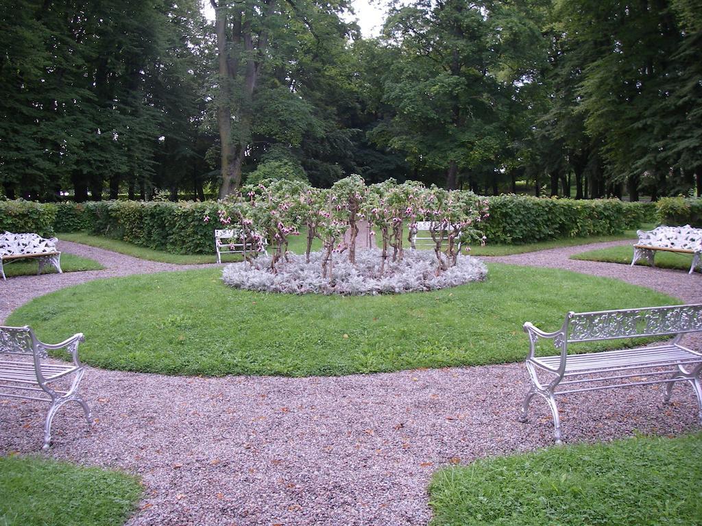 Tullgarns Vardshus Bed & Breakfast Vagnhärad Exterior foto
